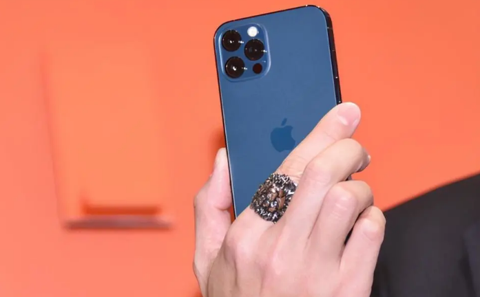 杜集苹果手机维修分享iPhone12系列重启方法教程 